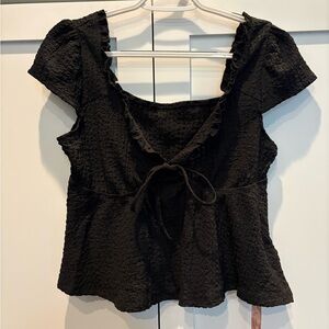 SHEIN Black Textured Ruffle Blouse